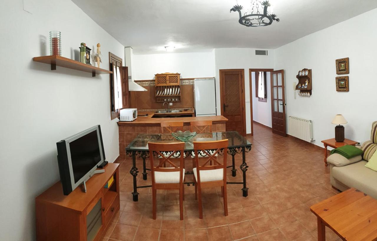 Apartamentos Turisticos Rurales Dos Fuentes Cordoba Dış mekan fotoğraf